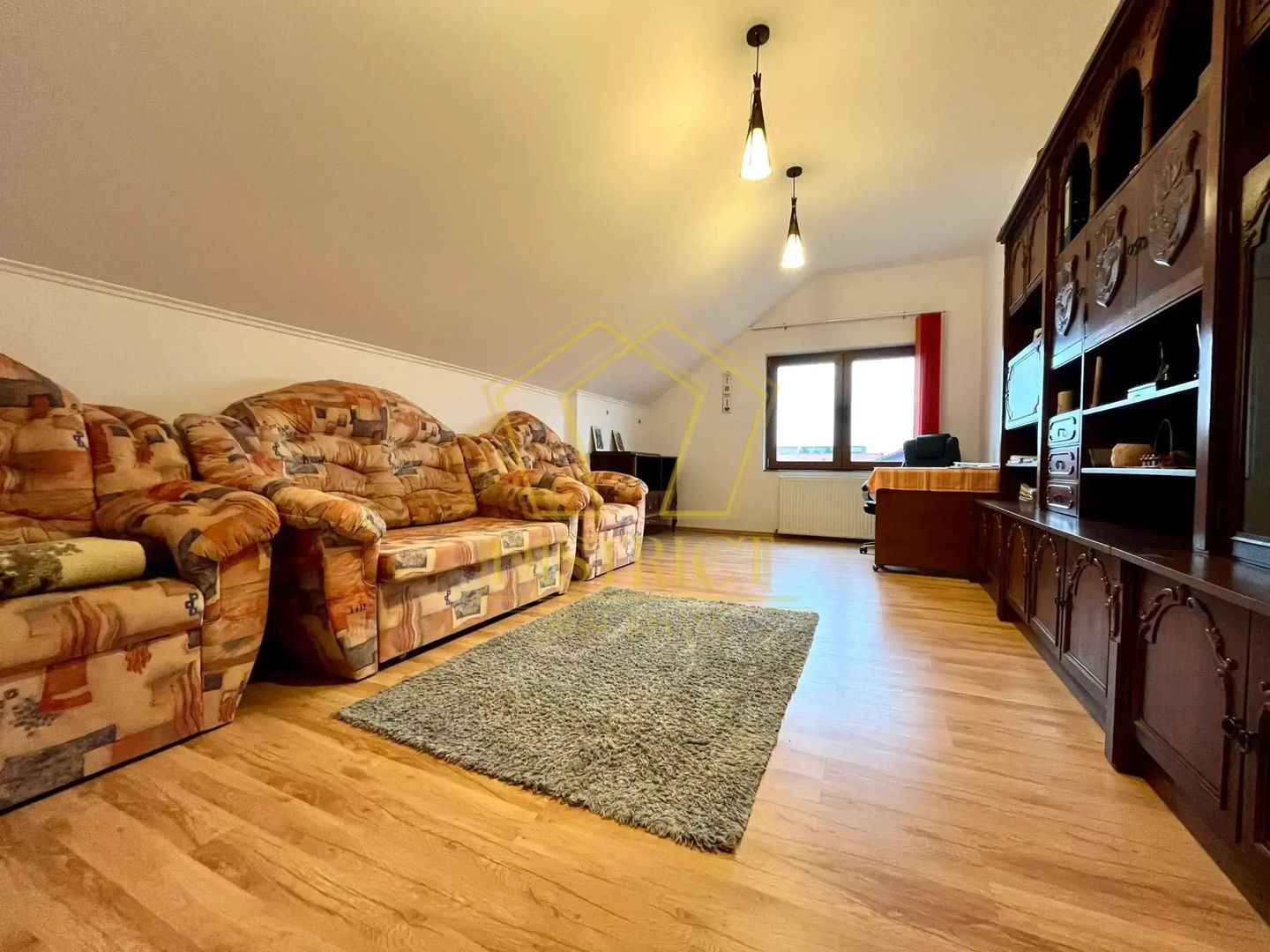 Duplex spațios cu 5 camere | Mosnita Noua - Poză 9