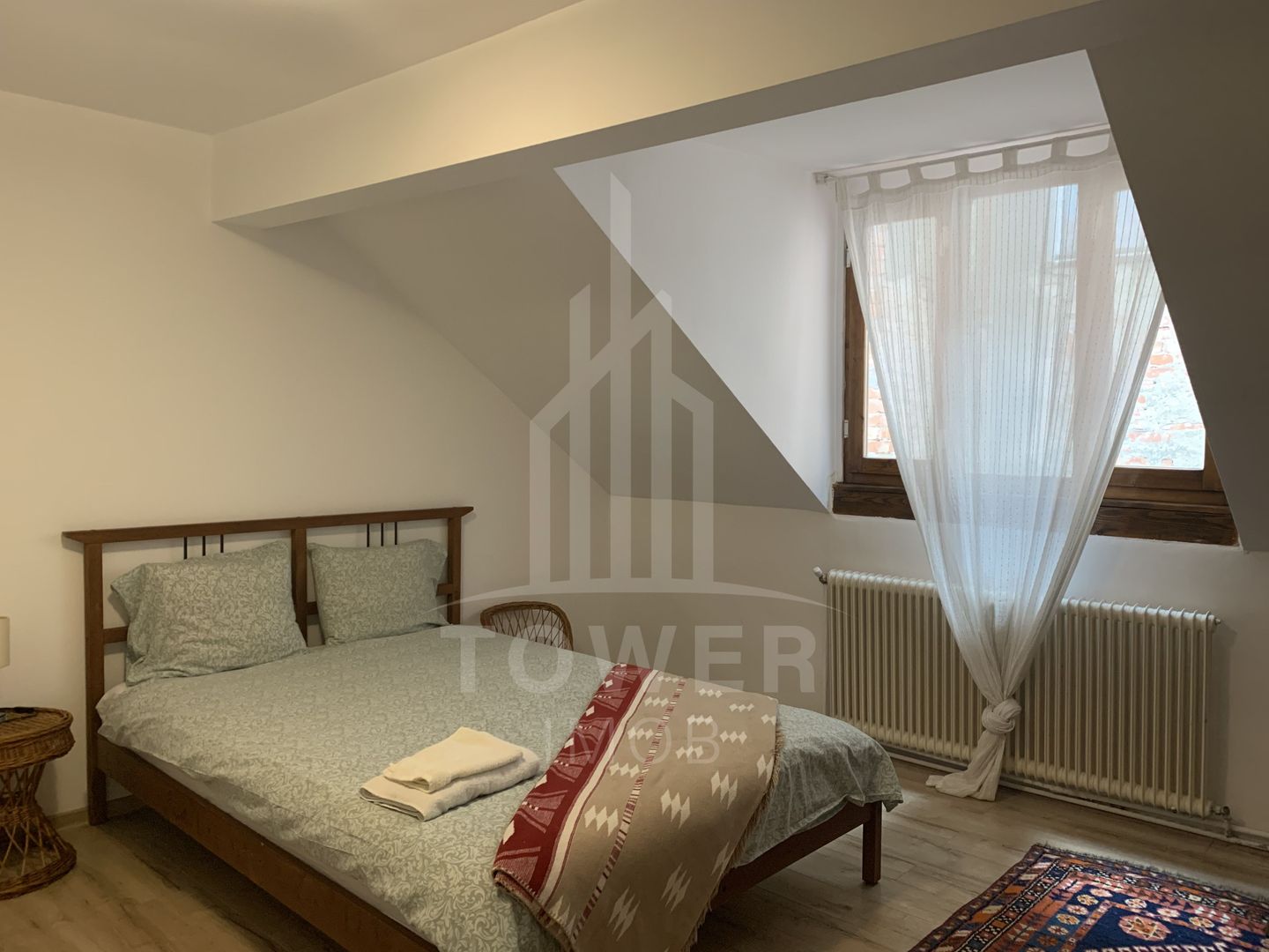 Casa single, cu 3 apartamente si garsoniera , regim hotelier-zona ultracentrala - Poză 7