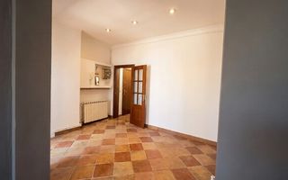Spatiu Comercial de inchiriat in Centrul Vechi, 55mp - Poză 2