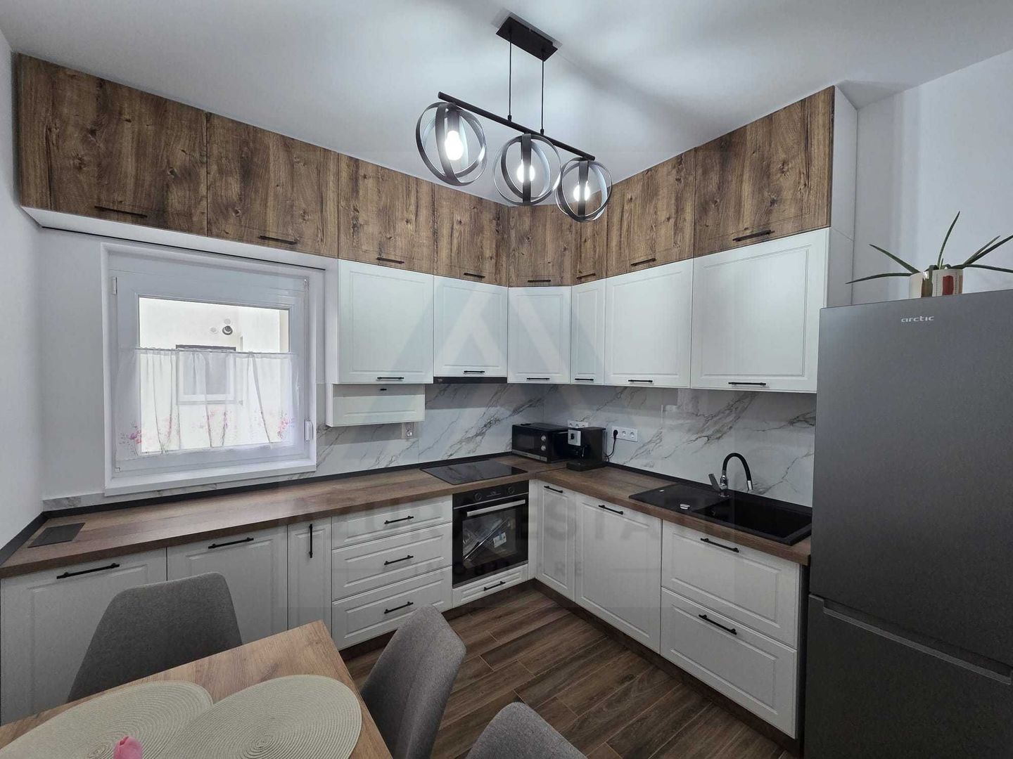 Apartament modern 2 camere prima inchiriere loc parcare in Tineretului - Poză 1