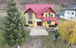 Casa cu 4 dormitoare | strada Manastirii | Gura Humorului