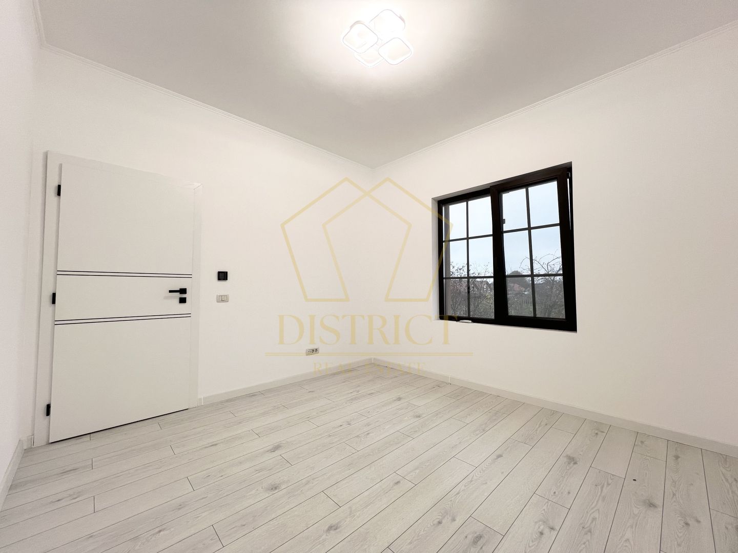 Duplex superb cu 5 camere | Giroc - Poză 3