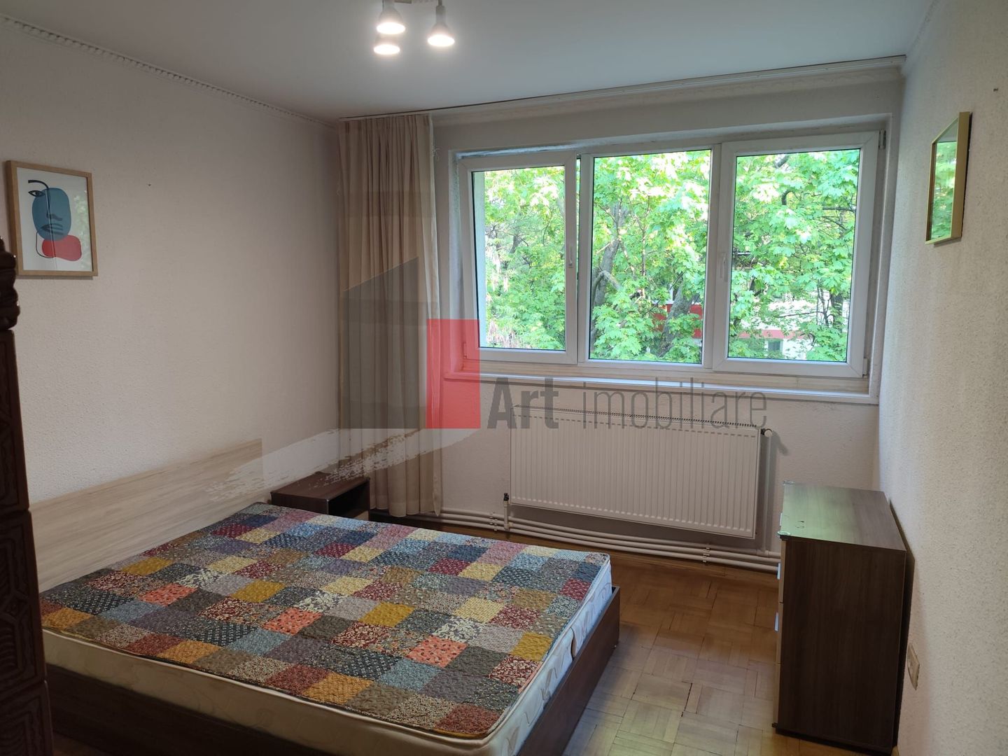 Apartament de vanzare cu 2 camere in zona Pajura. - Poză 1