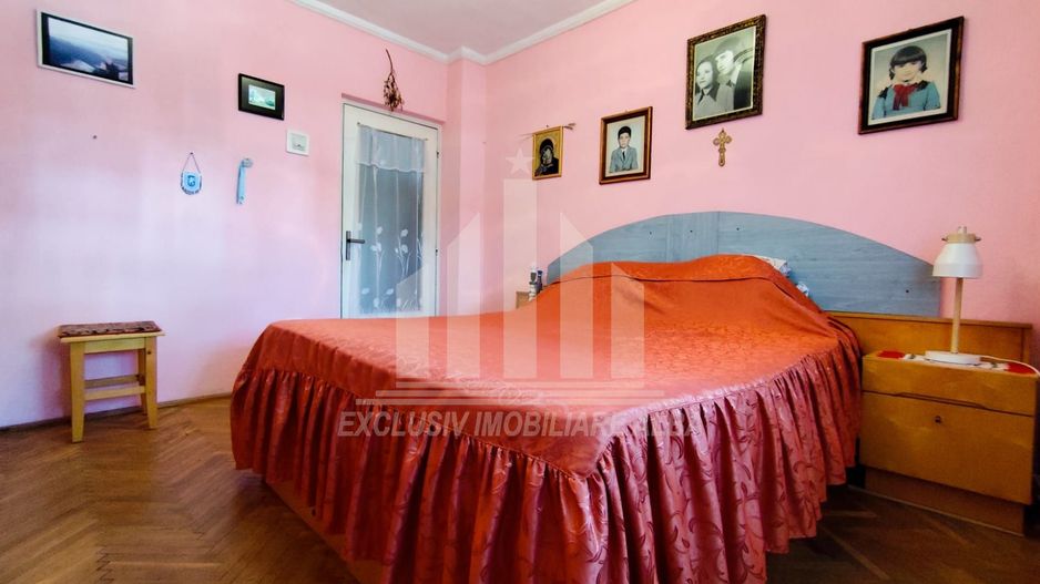 Apartament cu 4 camere decomandate, Centru - Poză 5