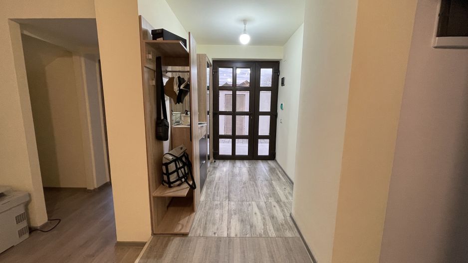 Casa moderna P+1E,spatioasa,teren 700 mp in Sacalaz - Poză 12