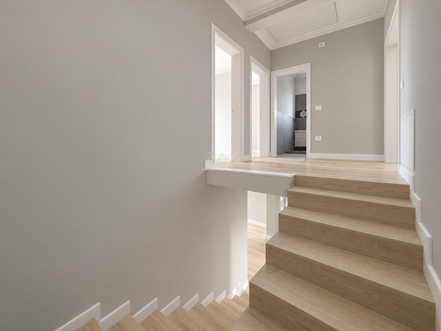 Duplex cu 5 camere - 3 bai. Finisaje Premium. Toate utilitatile. Asfalt. - Poză 17