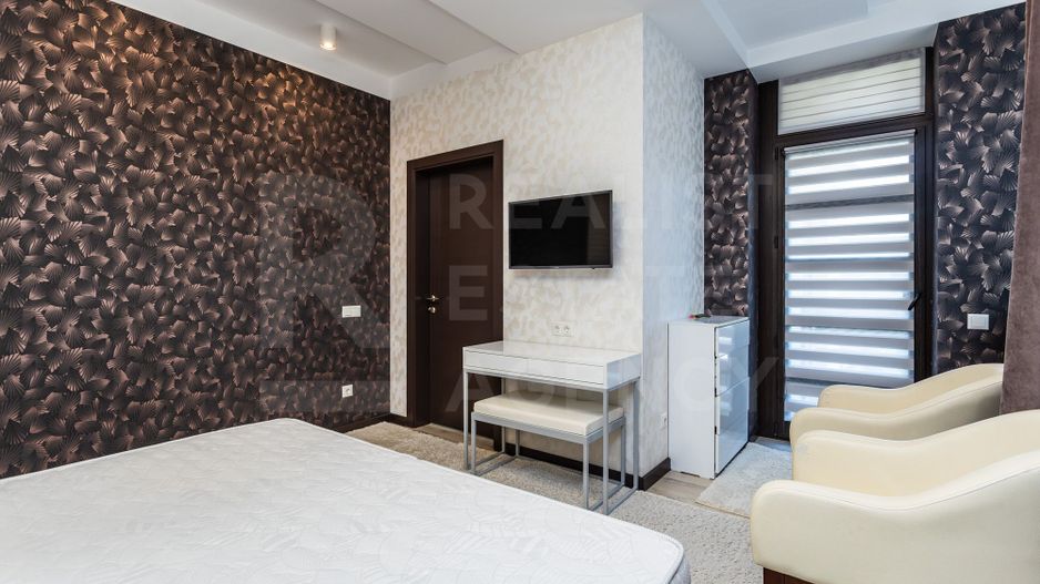 Vânzare, casă, 3 nivele, 4 camere, strada Schinoasa, com. Bacioi - Poză 14