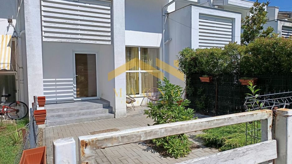 CASA SPATIOASA CU 4 CAMERE CARTIER GRADISTE - Poză 2