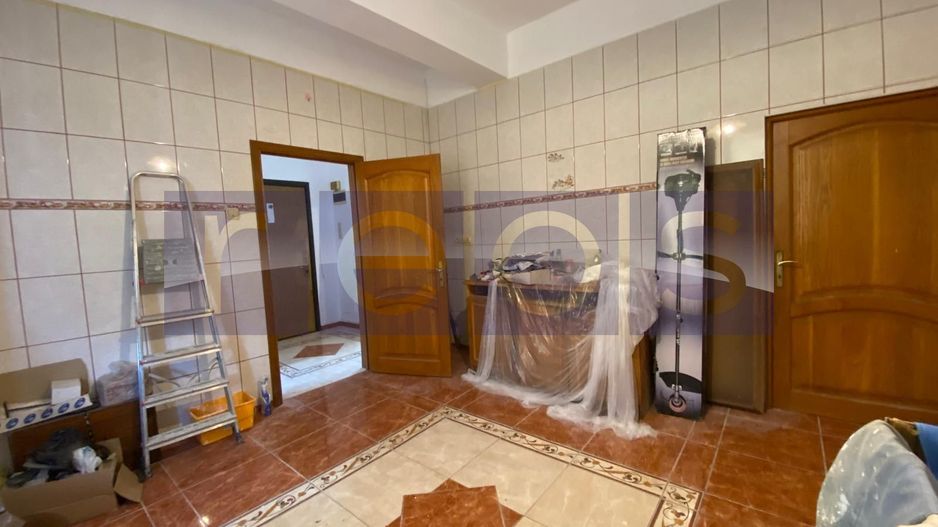 DE VANZARE VILA P+1+MANSARDA 7 CAMERE, 3 BAI, GARAJ, CURTE SALAJ PARC HUMULESTI - Poză 6
