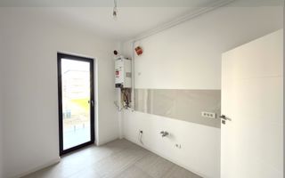 Bloc finalizat la asfalt. Decomandat. Etaj 1. Loc de parcare. - Poză 4