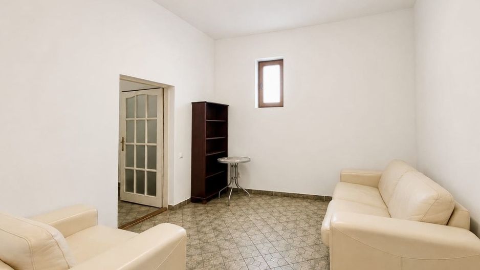 Apartament 4 camere, 132 mp, parter inalt, Piata Catedralei - Poză 6