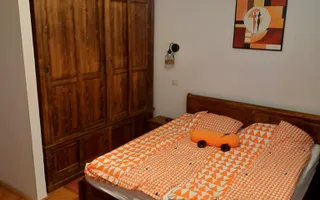 Iosefinet13 camere2 bai-100mploc parcare in curte - Poză 12
