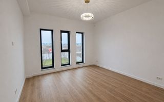 Casă single P+1+Pod în Otopeni - Poză 9