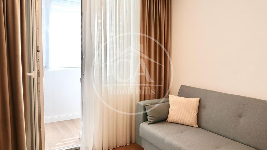 Apartament de vanzare  cu 3 camere Lux in zona Rogerius, Oradea. - Poză 3