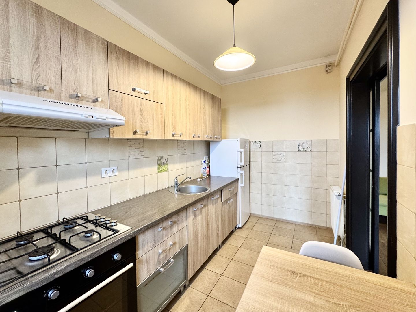 Spațiu, lumină și liniște – 2 Camere în zona Ronat - Poză 17