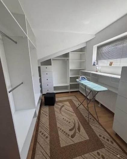 CASĂ INDIVIDUALĂ ÎN ZONA RONAȚ - Poză 11