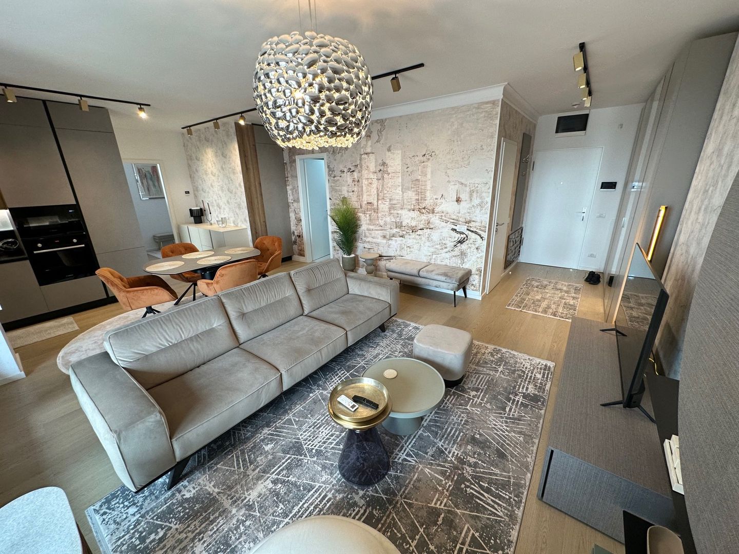 Apartament 3 camere la ISHO - Poză 2