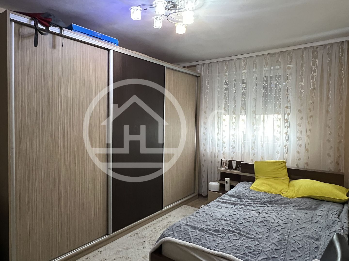 Apartament cu o camera de vanzare in zona Rogerius, Oradea - Poză 3