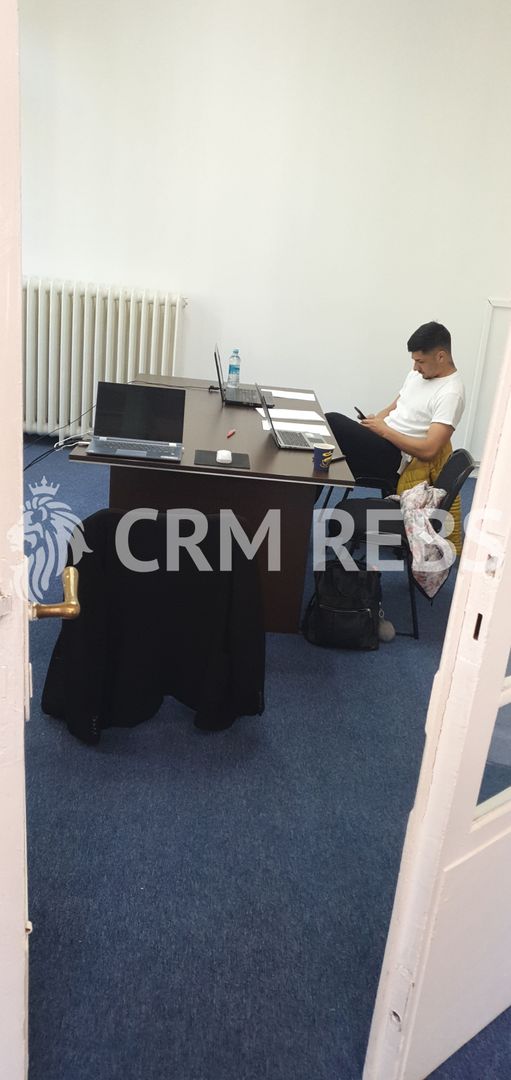 wsedrfgyujklșț - Poză 3