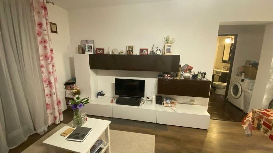 Ag BRASADAS închiriază apt. 2 cam Et 3/4 in Piata Victoriei. - Poză 3