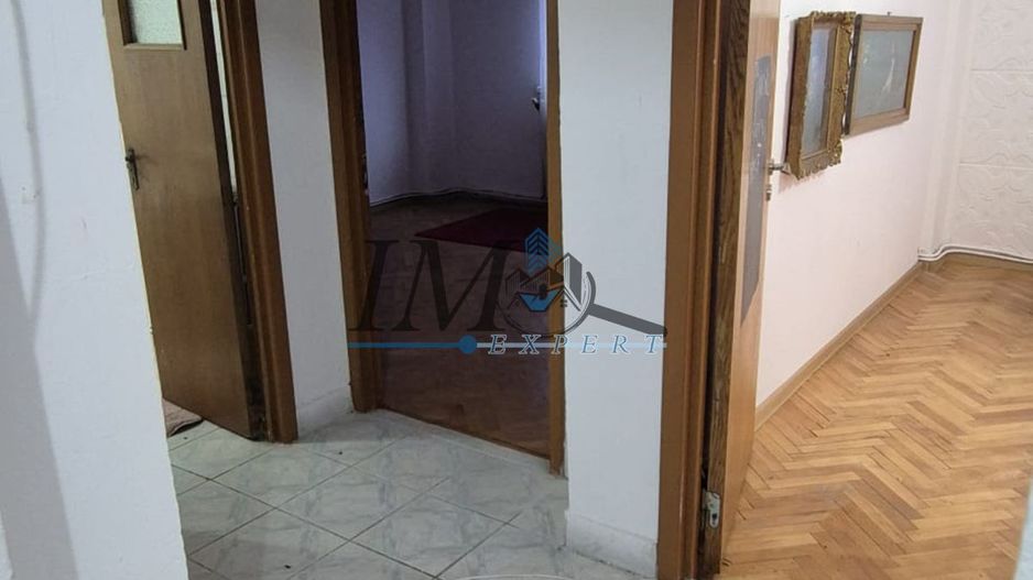 Apartament cu 4 camere de vanzare in Blaj - Poză 5