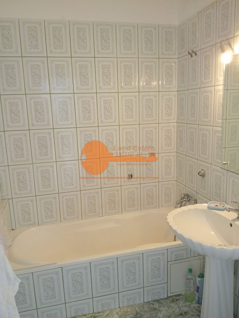 Apartament cu 2 camere in zona Constructorilor - Poză 6