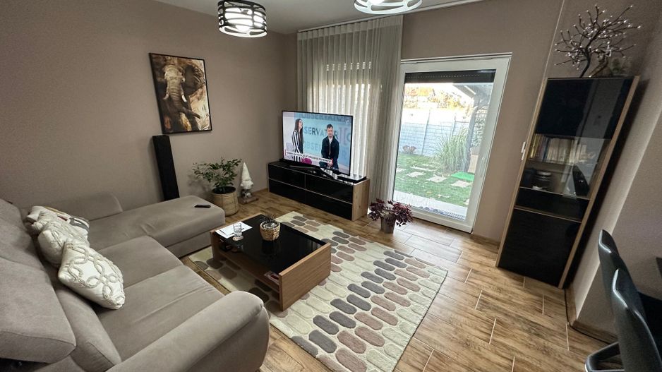 Duplex despărțit prin carpot - Poză 9