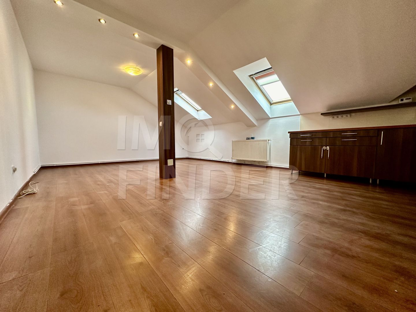 Apartament 3 camere 81 mp finisat, parcare inclusa, Buna Ziua - Poză 9