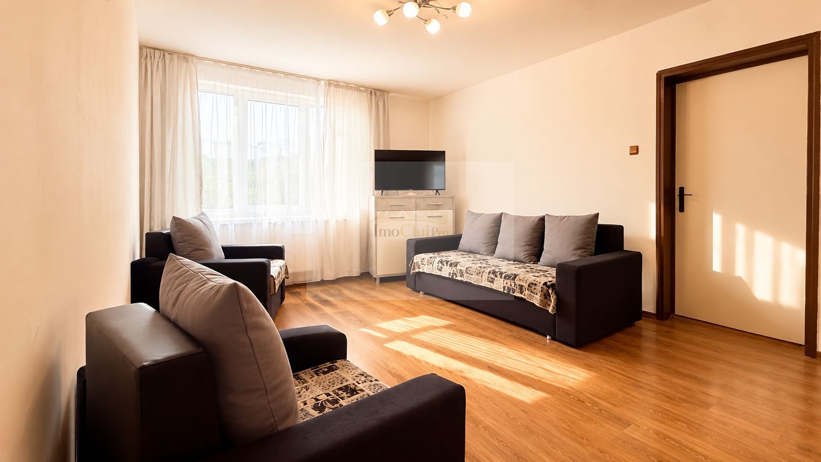 COMISION 0!Oportunitate investiție-Vânzare apartament 3 camere-2/4 - Poză 2