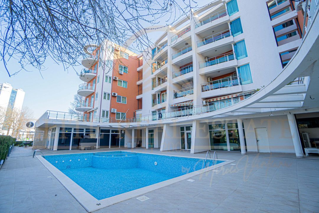 Apartament 2 camere – Mamaia, zona de intrare – Piscină - Poză 5