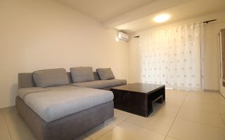 Casa Giroc, 4 camere, 2 bai, curte interioara. - Poză 3