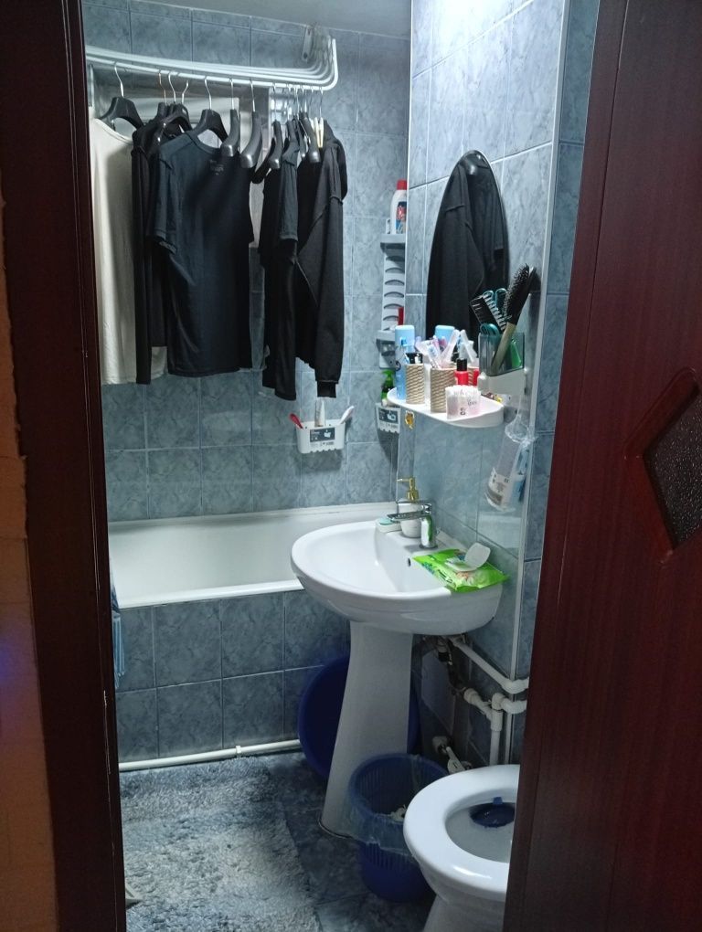 apartament 3 camere de vanzare - Poză 8