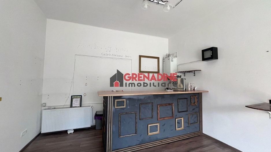 Spatiu Comercial cu Vad Pietonal si Stradal - Central -  Strada Lunga - Cod 5310 - Poză 3