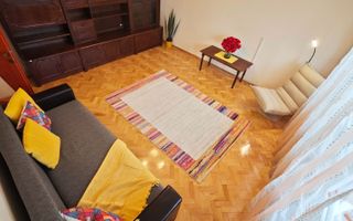 Apartament mare, decomandat, bucatarie separata. PET FRIENDLY. - Poză 2