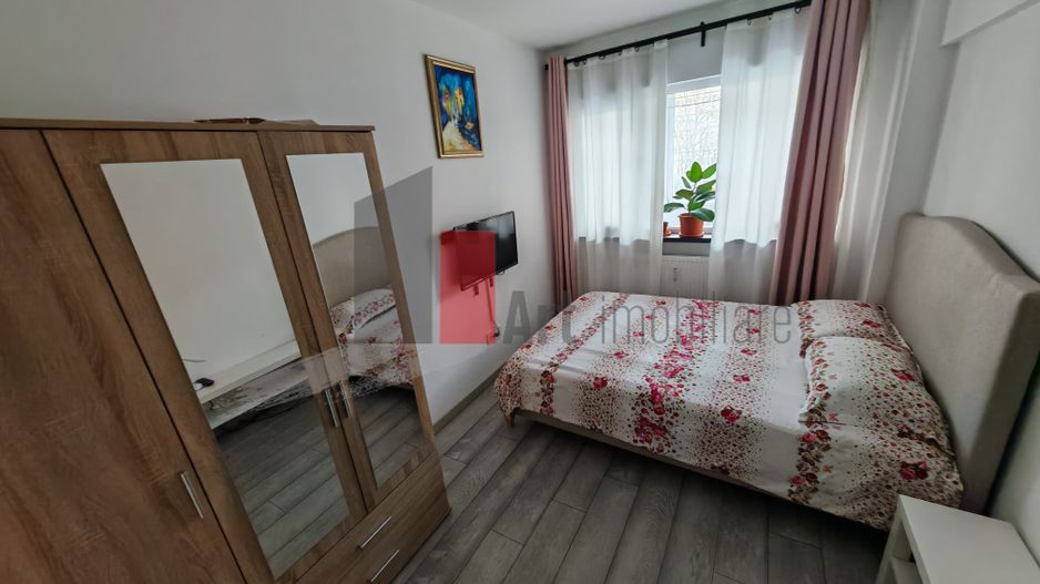 Apartament 3 camere Piata Veteranilor - Poză 2