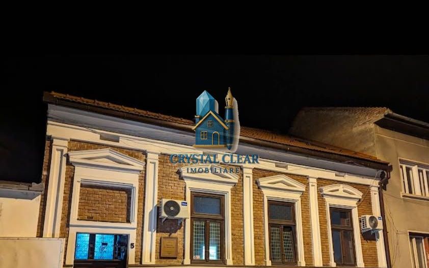 Casă pe 3 nivele, cu 13 camere-zonă centrală, str. Mihail Kogălniceanu - Poză 1