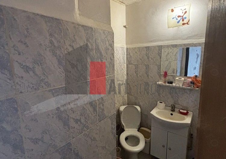 Vând apartament cu 3 camere și 2 băi în zona Militari - Poză 9