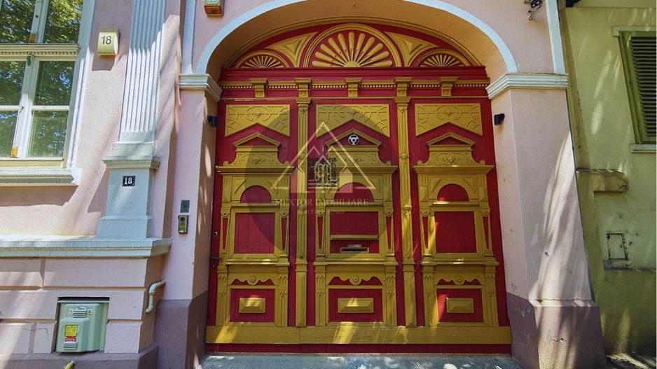 Casă restaurată | Transilvania | Mobilier autentic - Poză 2
