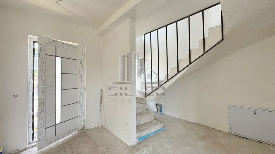 Casa  tip duplex/Zona strazii Urusagului. - Poză 9