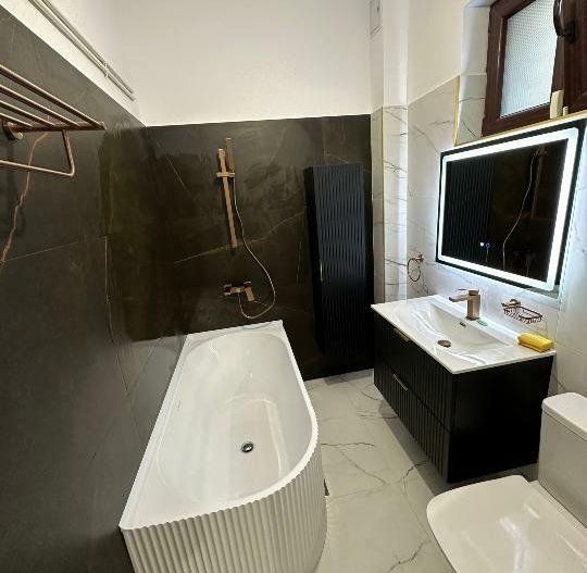 apartament  3 camere in vila interbelica - Poză 8