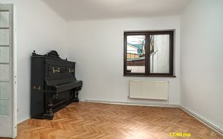 Piata Muncii, casa 87 mp totali, 179 mp curte libera, ideala birouri - Poză 21