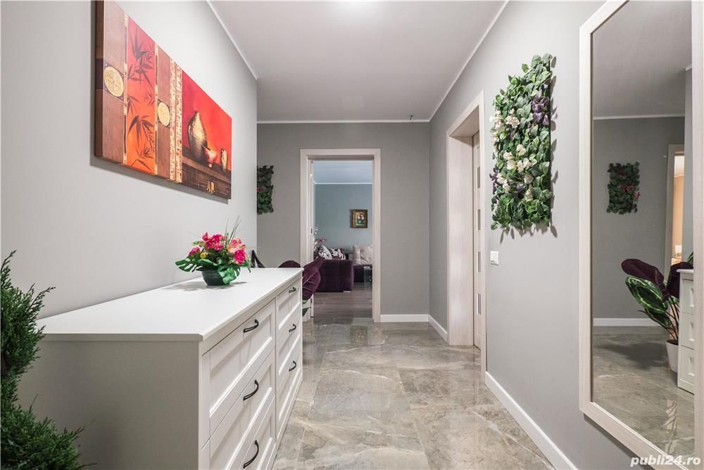 VAND Vila Recent Renovata la 10 minute de Piata Unirii - Poză 1