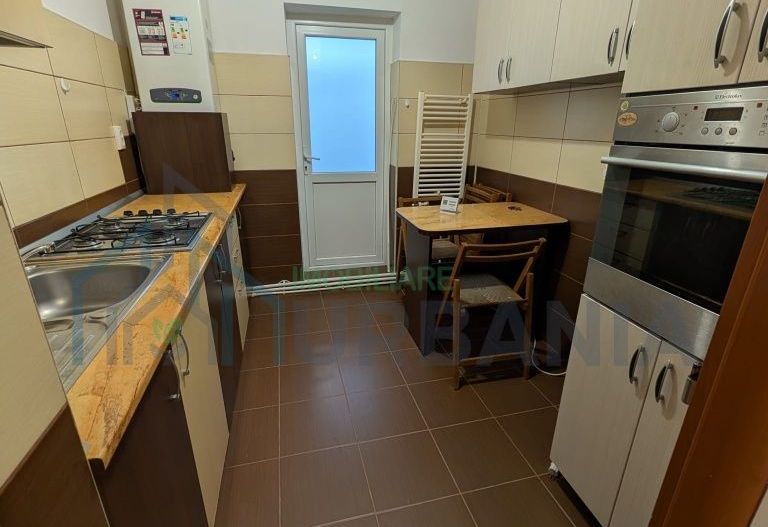 Apartament 3 camere, decomandat, în zona Grădinari - Metalurgie, Iași - Poză 2