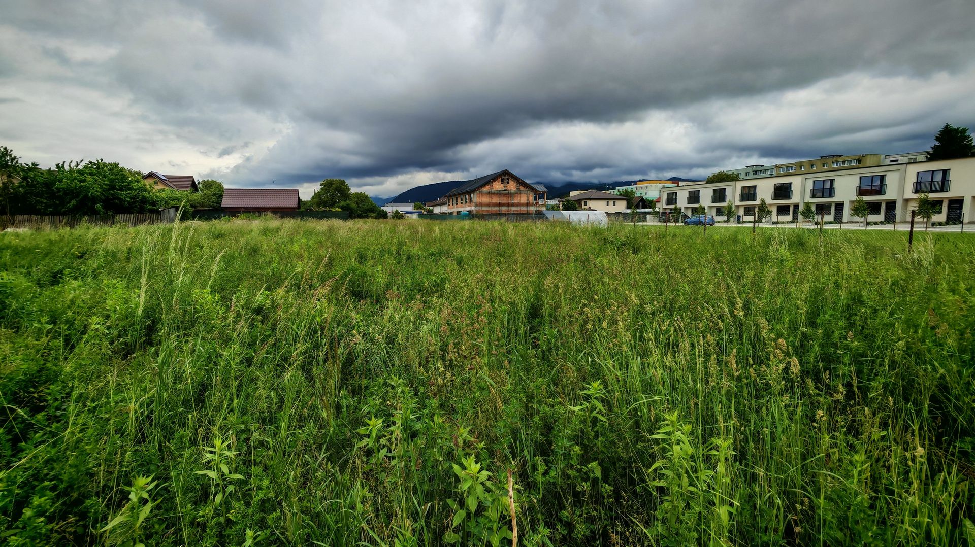 BARTOLOMEU,intravilan,intre case,suprafata de 774 mp,constructii P+2 - Poză 13