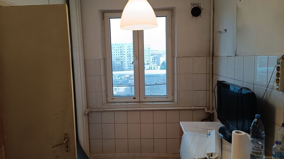 Apartament 3 camere-potential renovare,langa scoala si parc - Poză 7