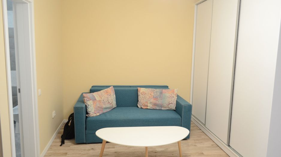 apartament zona Vivo cu 2 camere si parcare exterioara - Poză 5