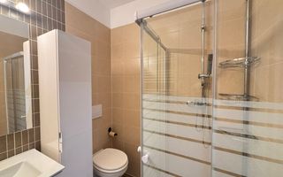 3 camere Avantgarden Tractorul - Poză 9