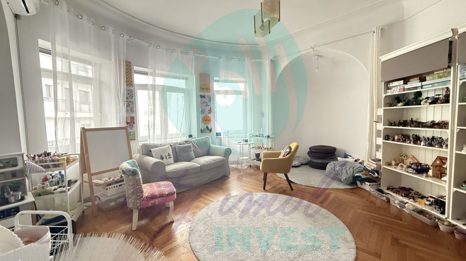 Spatiu, lumina si eleganta intr-un apartment interbelic - Poză 9