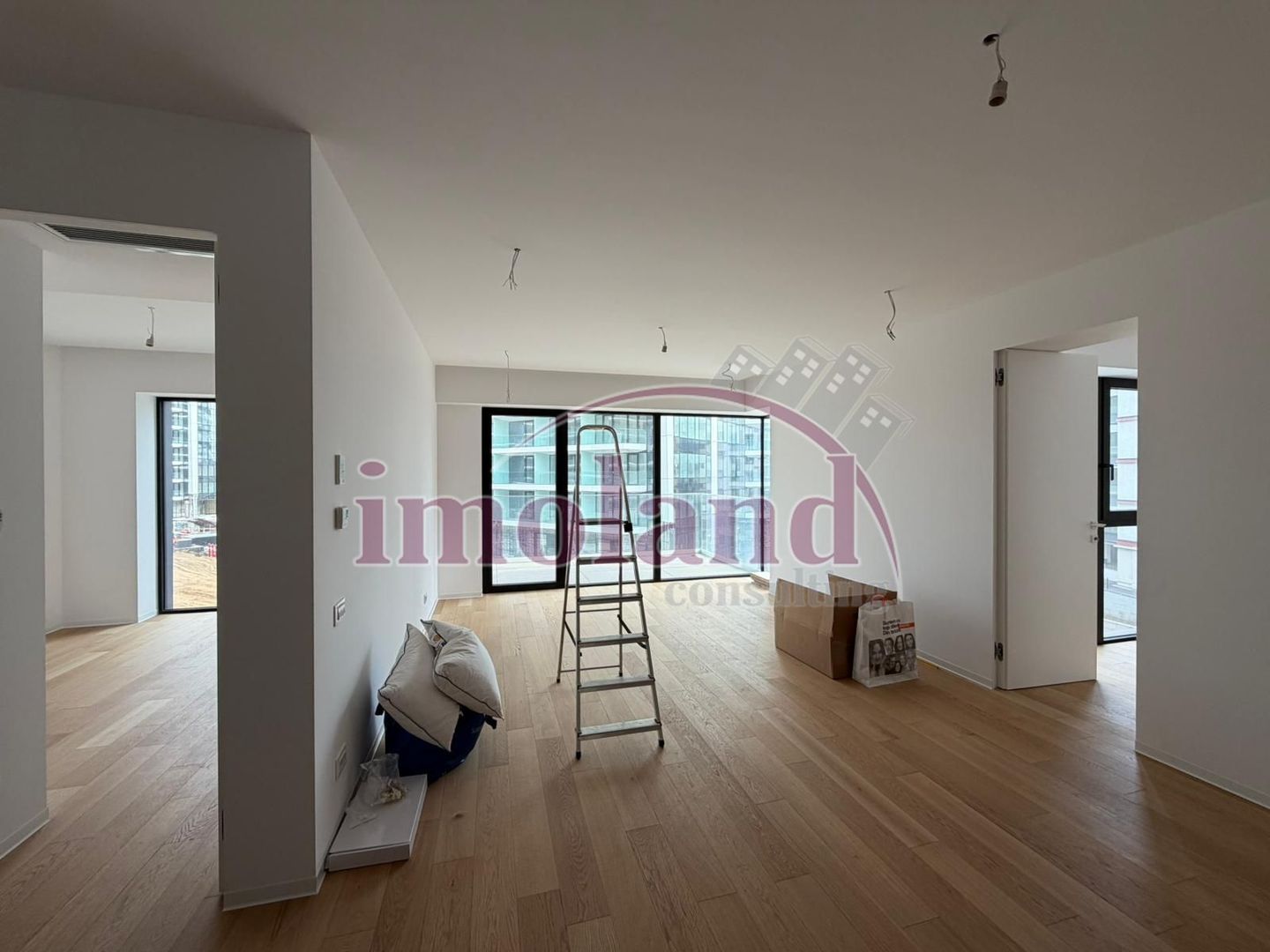 Vanzare - apartament 3 camere - One Lake Club-Floreasca - Poză 1
