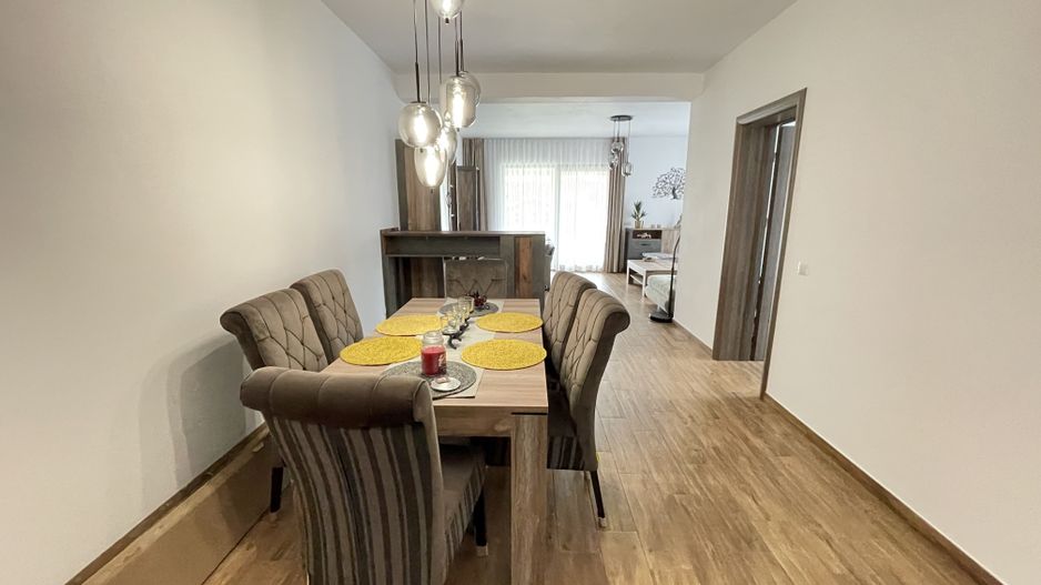 CASA PE PARTER IN ZONA MEHALA - Poză 8